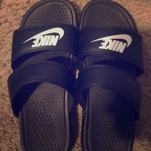 Nike flip flops